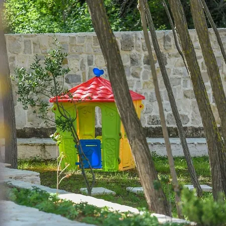 Villa Green Oasis *