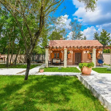 Villa Green Oasis